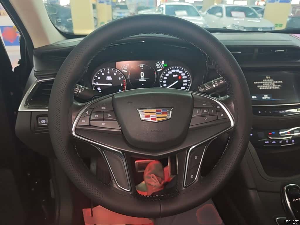 Cadillac XT5, 2018 11