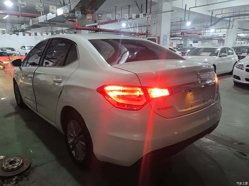 Citroen C4, 2015 все фото