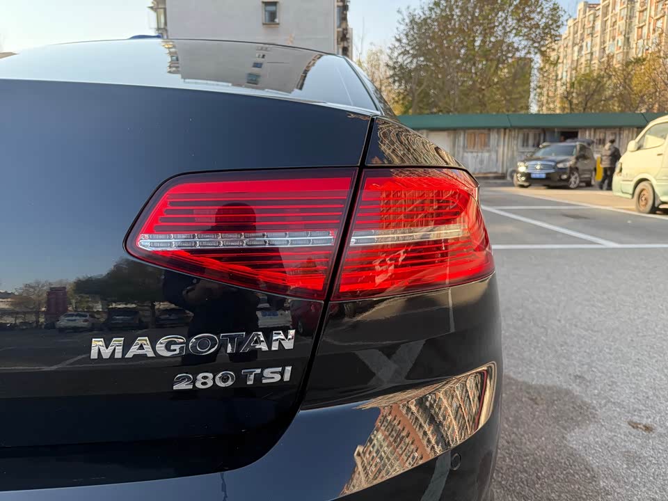 Volkswagen Magotan