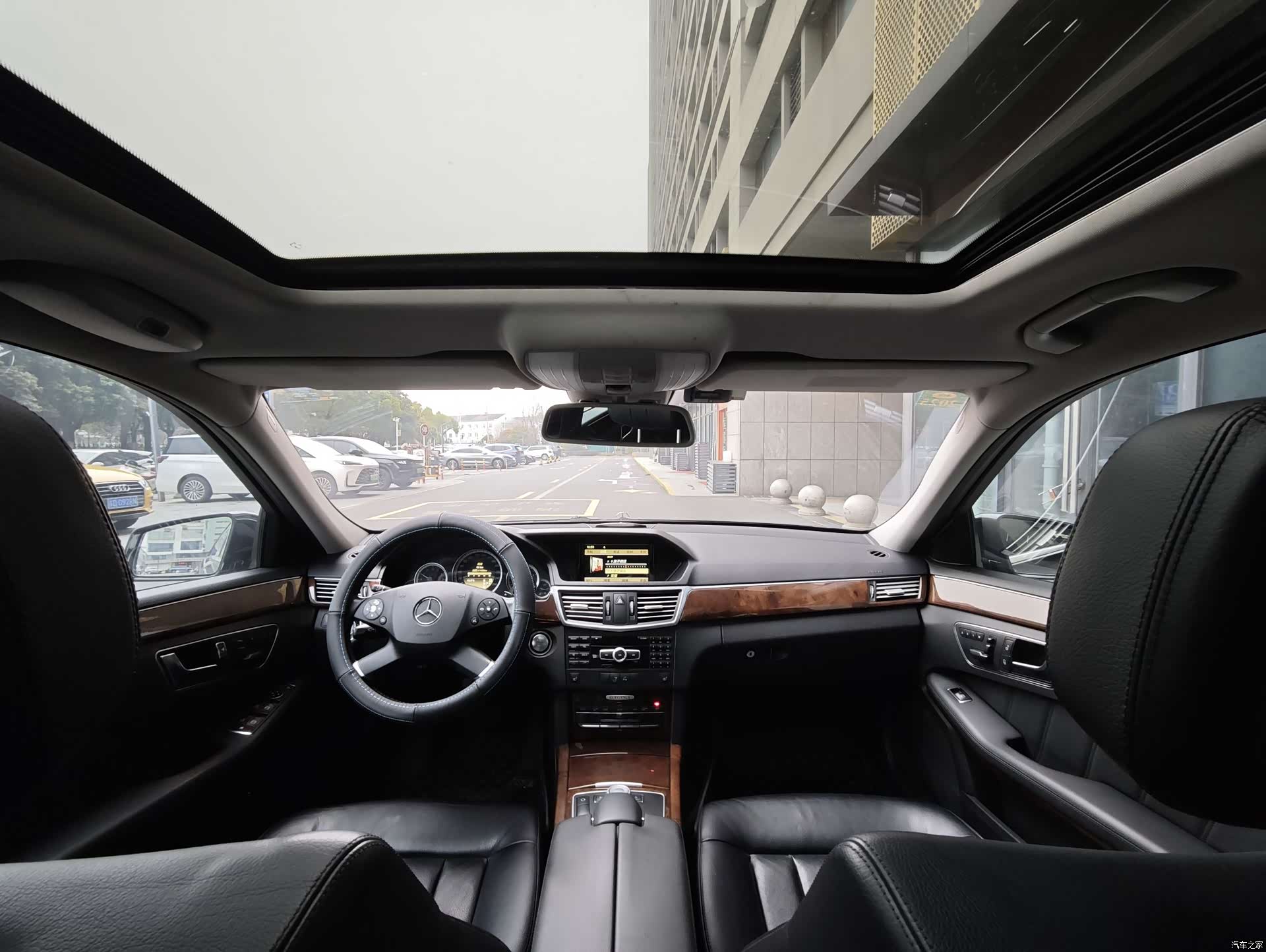 Mercedes-Benz E-Class, 2012 6