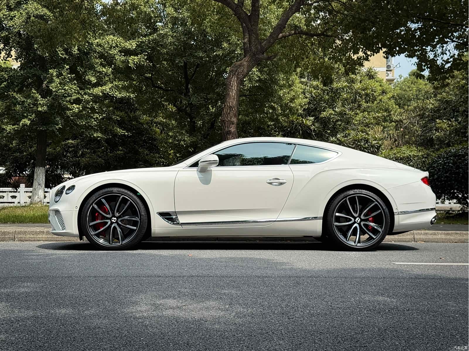 Bentley Continental GT, 2021 7