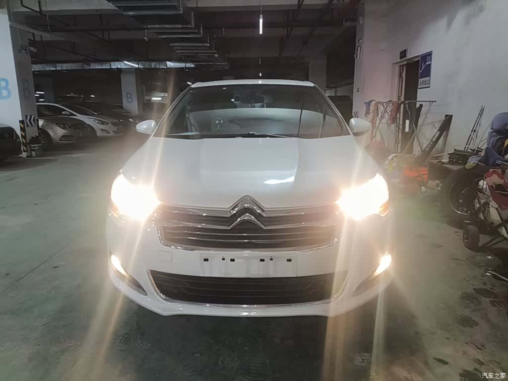 Citroen C4, 2015 3