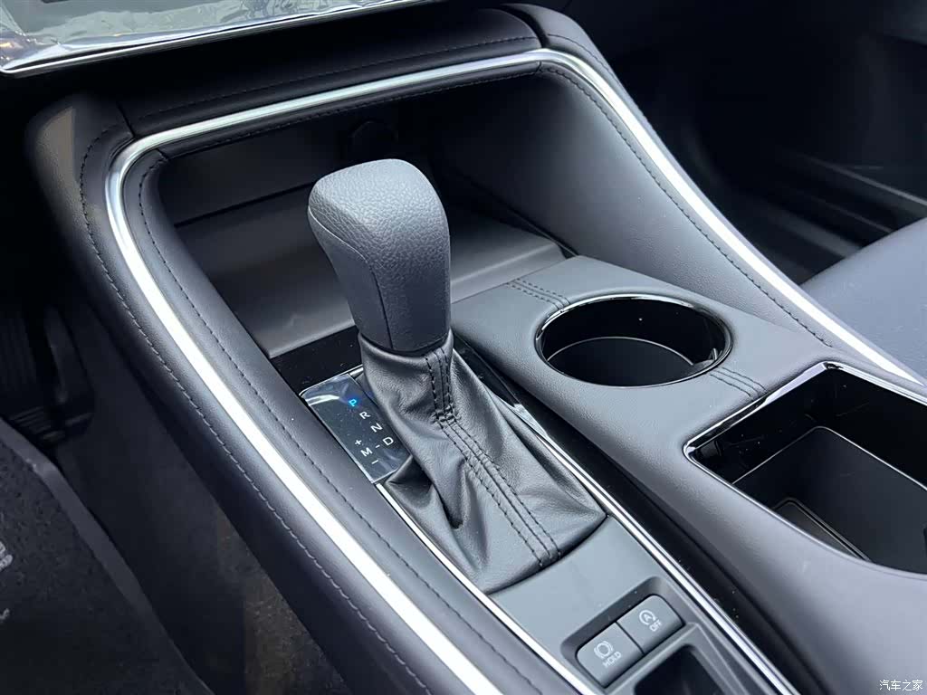 Toyota Avalon, 2024 20
