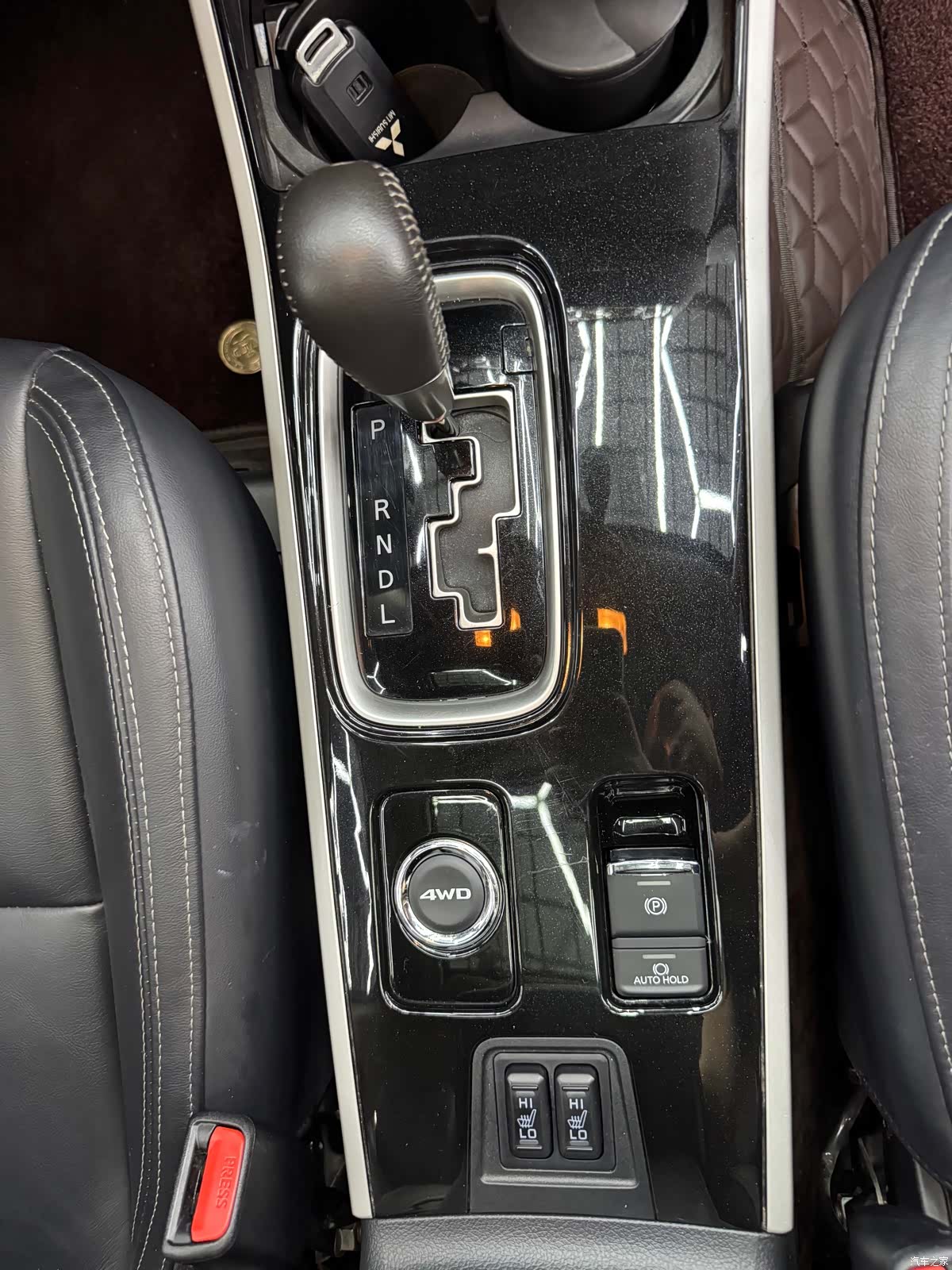 Mitsubishi Outlander, 2019 14