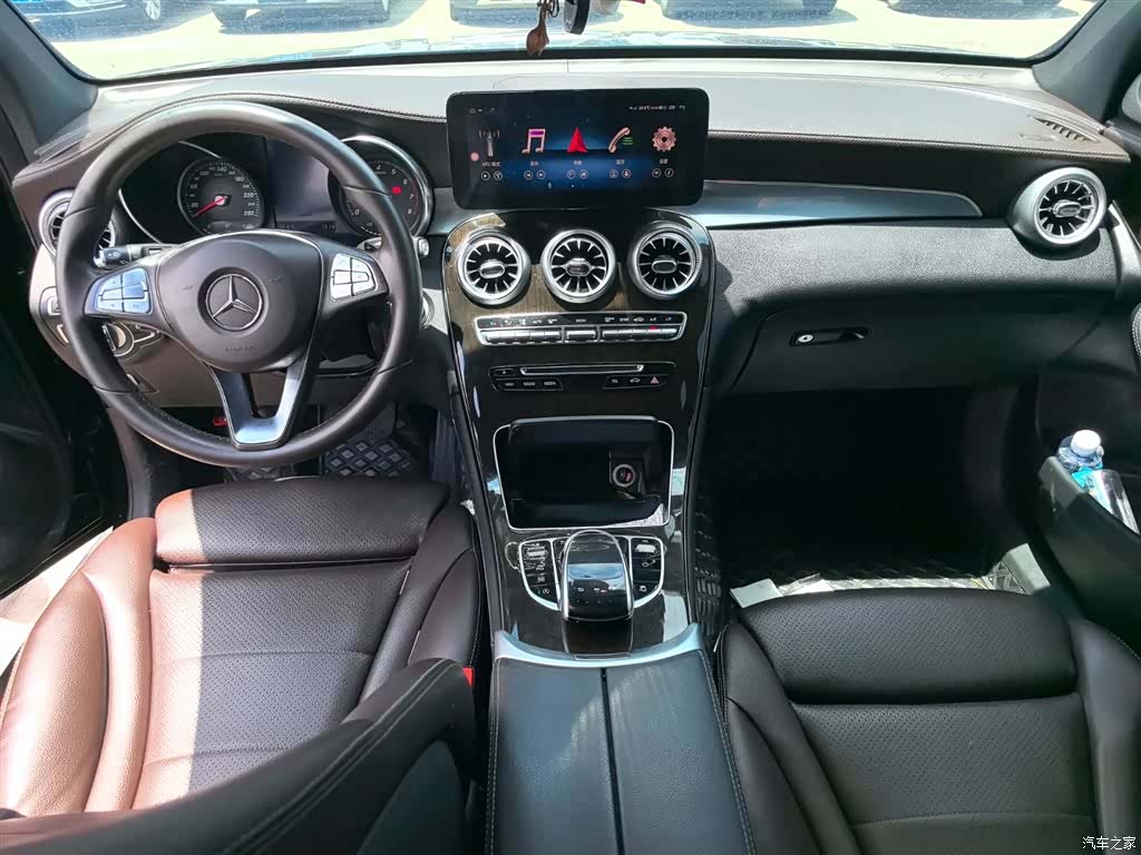 Mercedes-Benz GLC, 2018 10