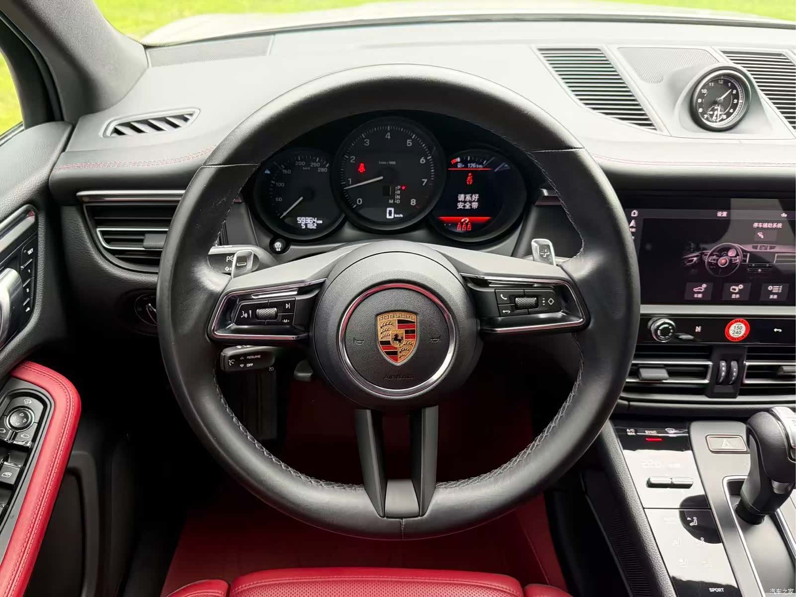 Porsche Macan, 2023 8