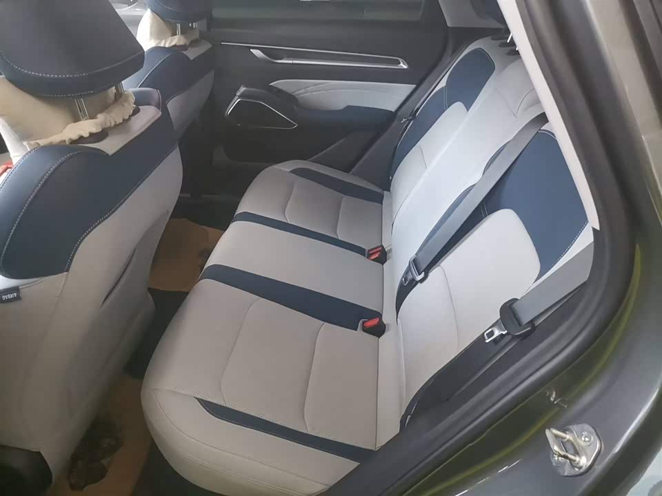 Geely Emgrand Geely Emgrand