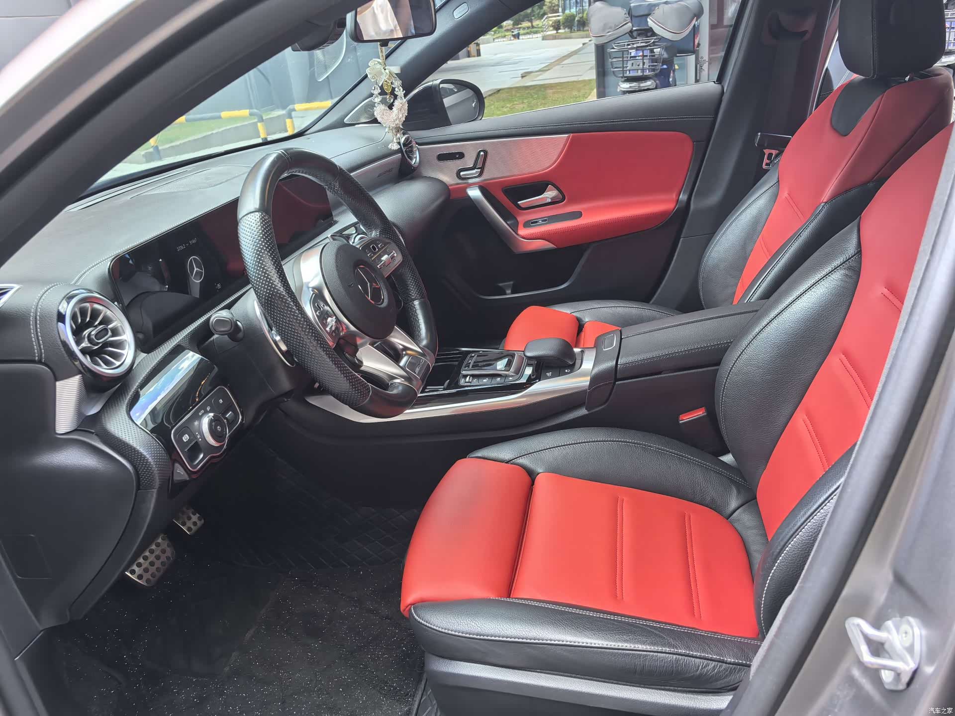 Mercedes-Benz A-Class, 2022 4