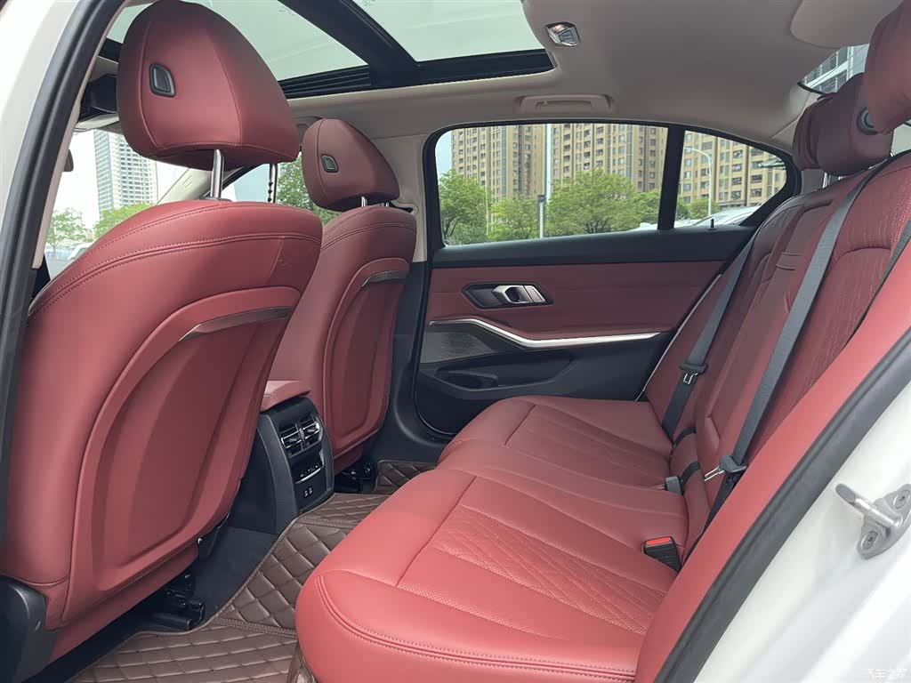 BMW 3 Series, 2023 15