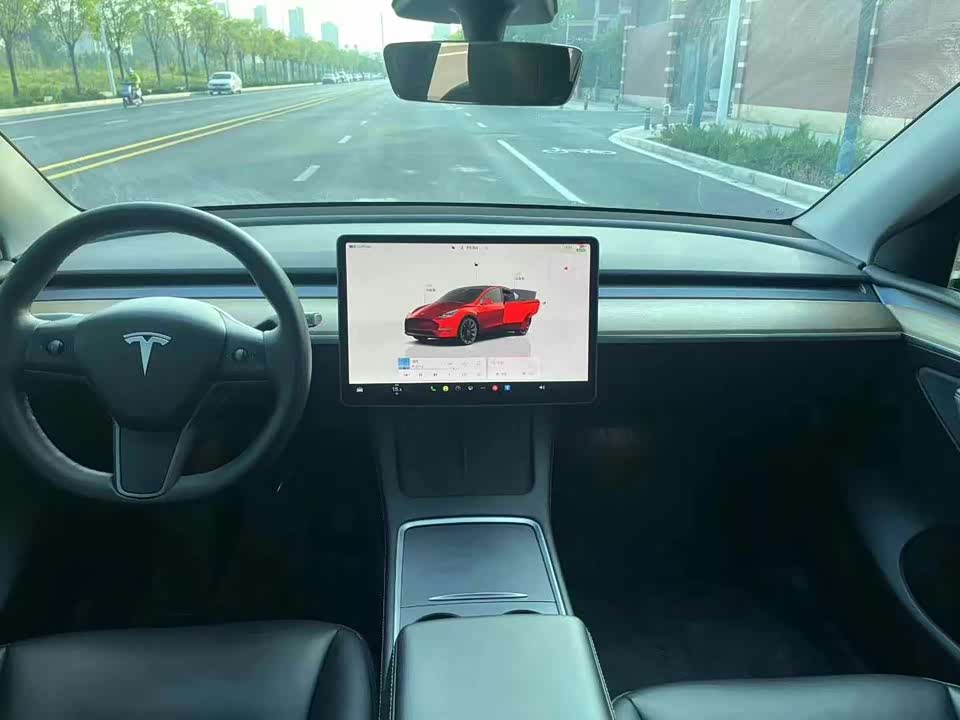 Tesla Model Y Tesla Model Y