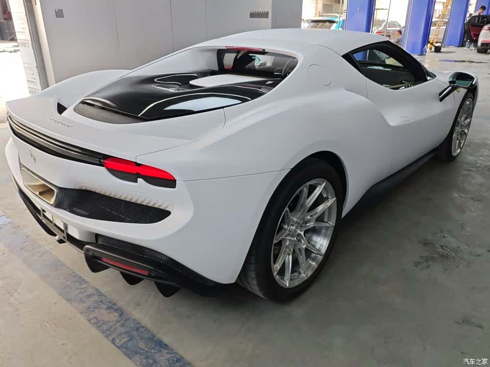 Ferrari 296, 2023 2