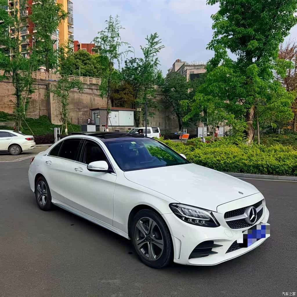 Mercedes-Benz C-Class, 2018 3