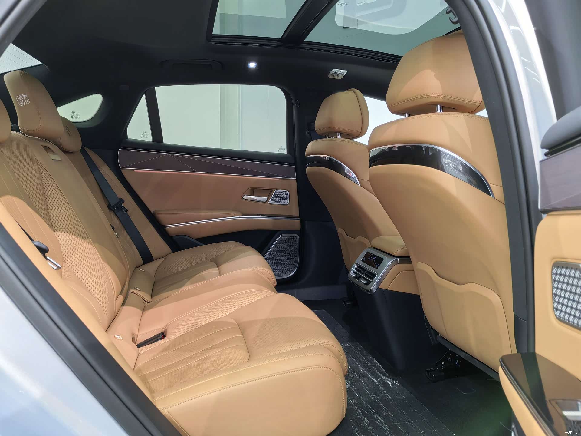 BYD Han, 2025 20