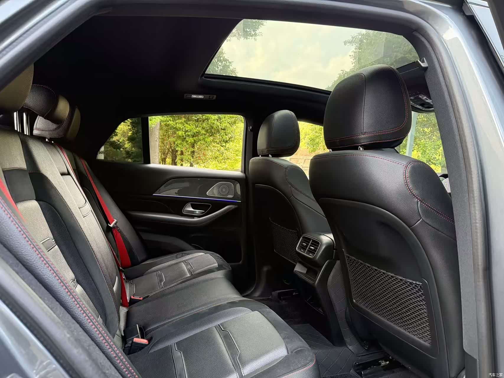 Mercedes-Benz GLE, 2022 12