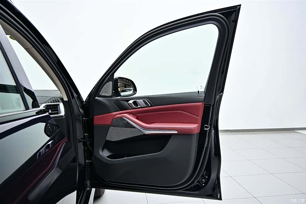 BMW X5, 2025 21