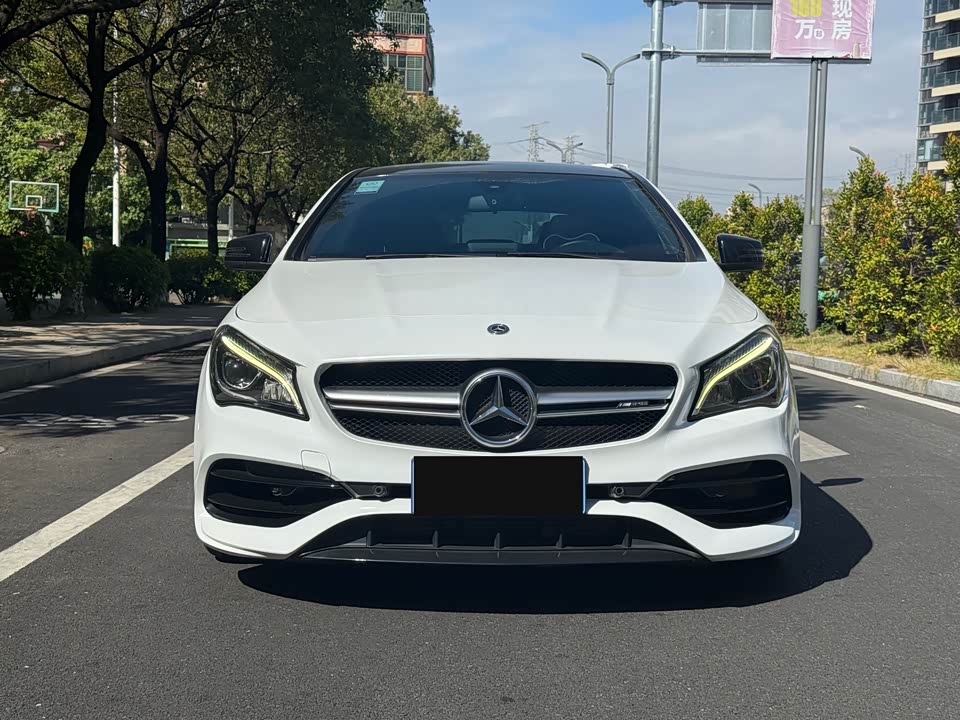 Mercedes-Benz CLA