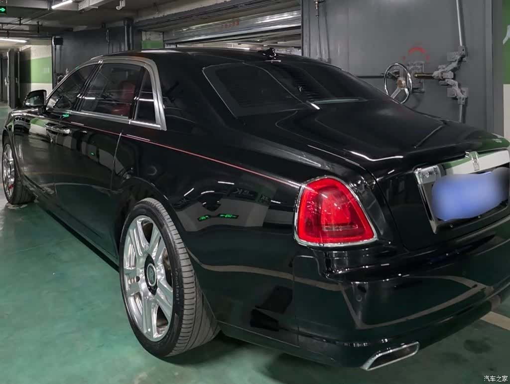 Rolls-Royce Ghost, 2016 4