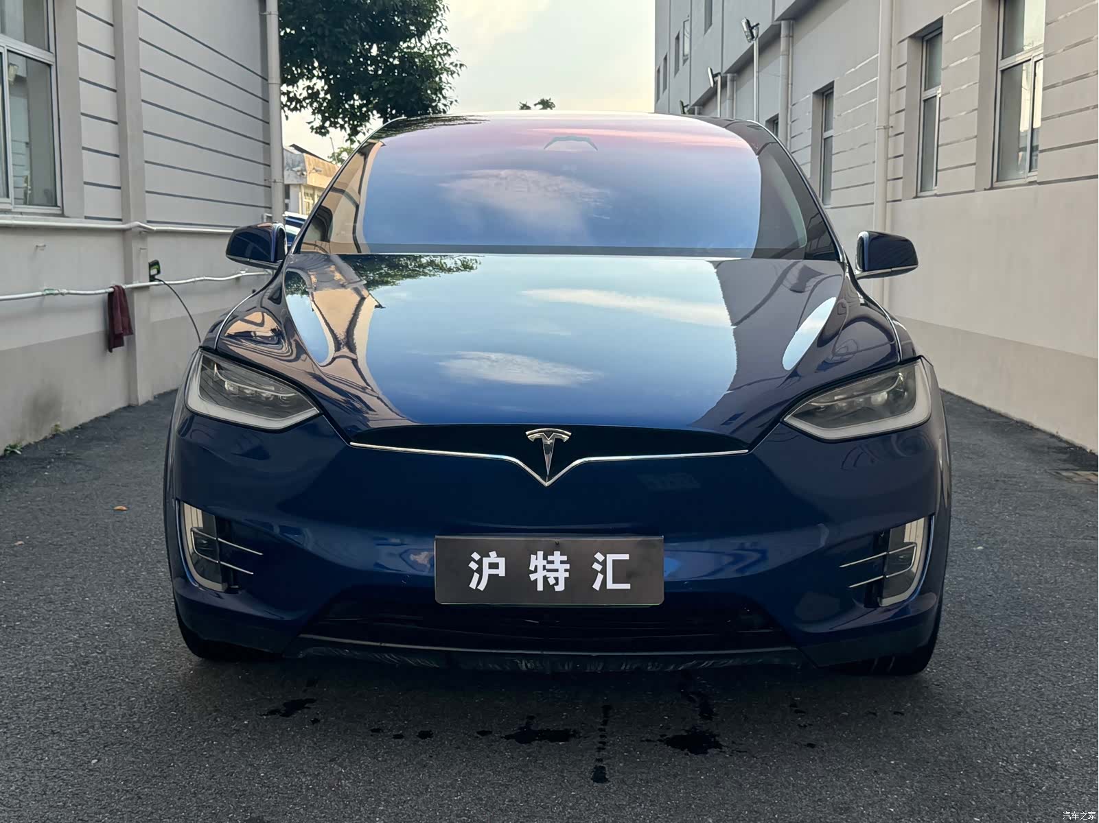 Tesla Model X, 2017 3