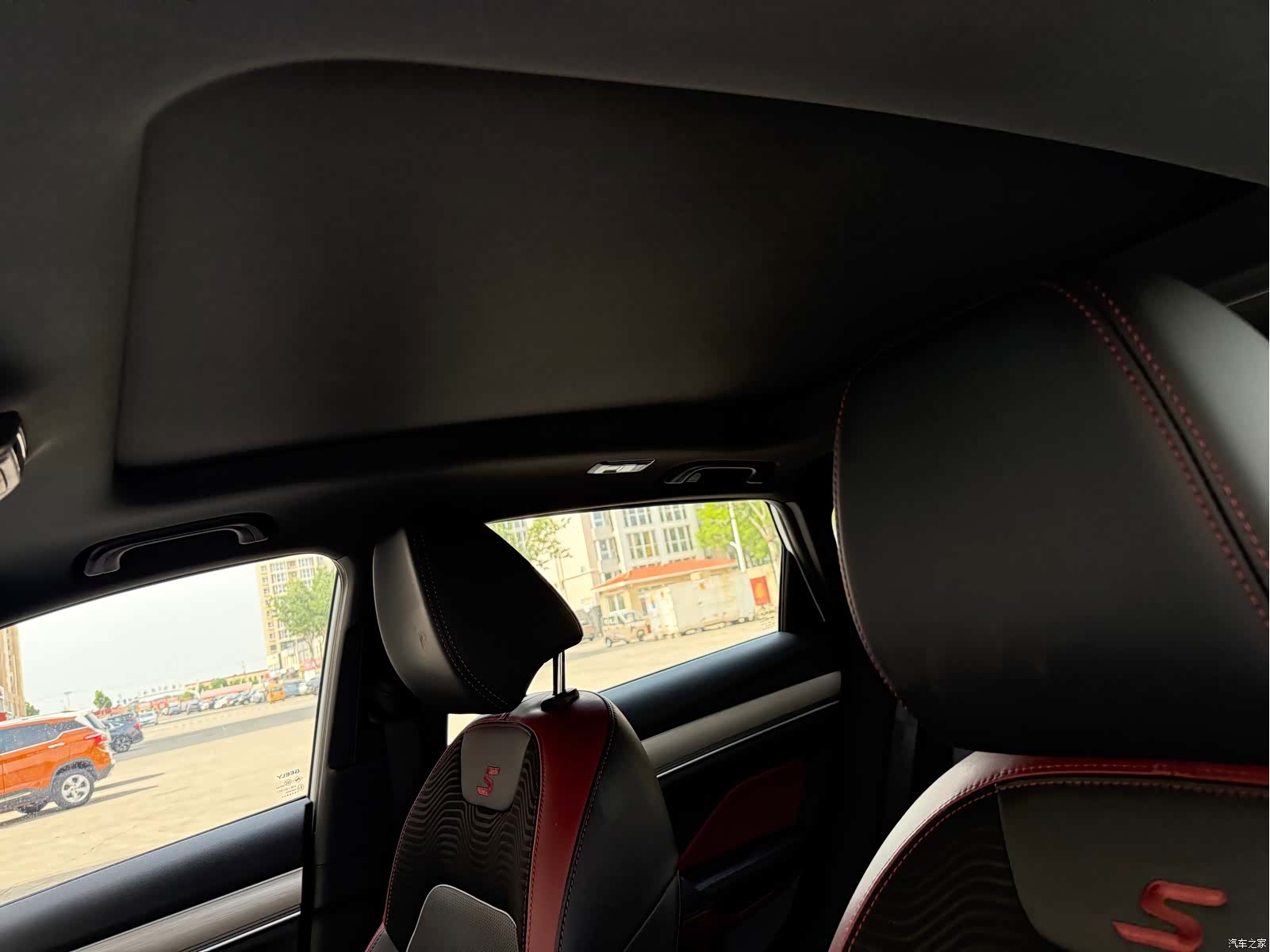 Geely Coolray, 2021 12