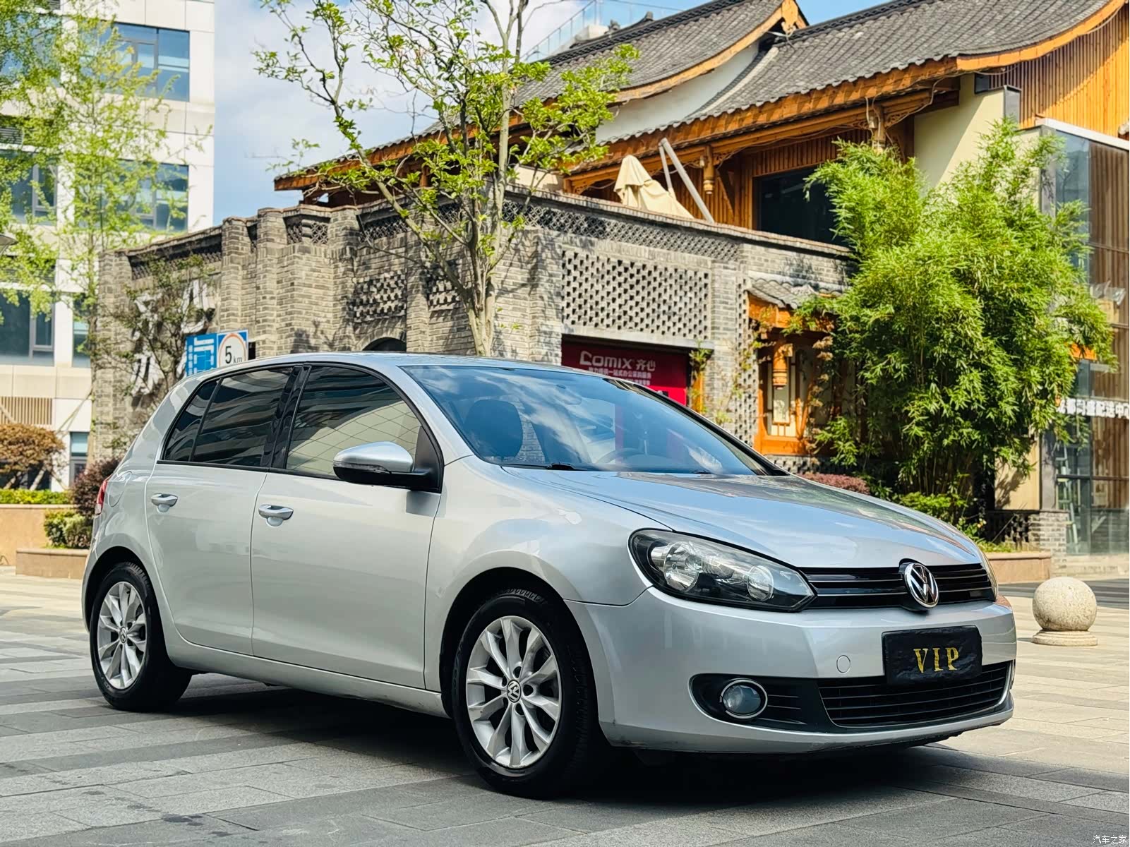 Volkswagen Golf, 2011 3