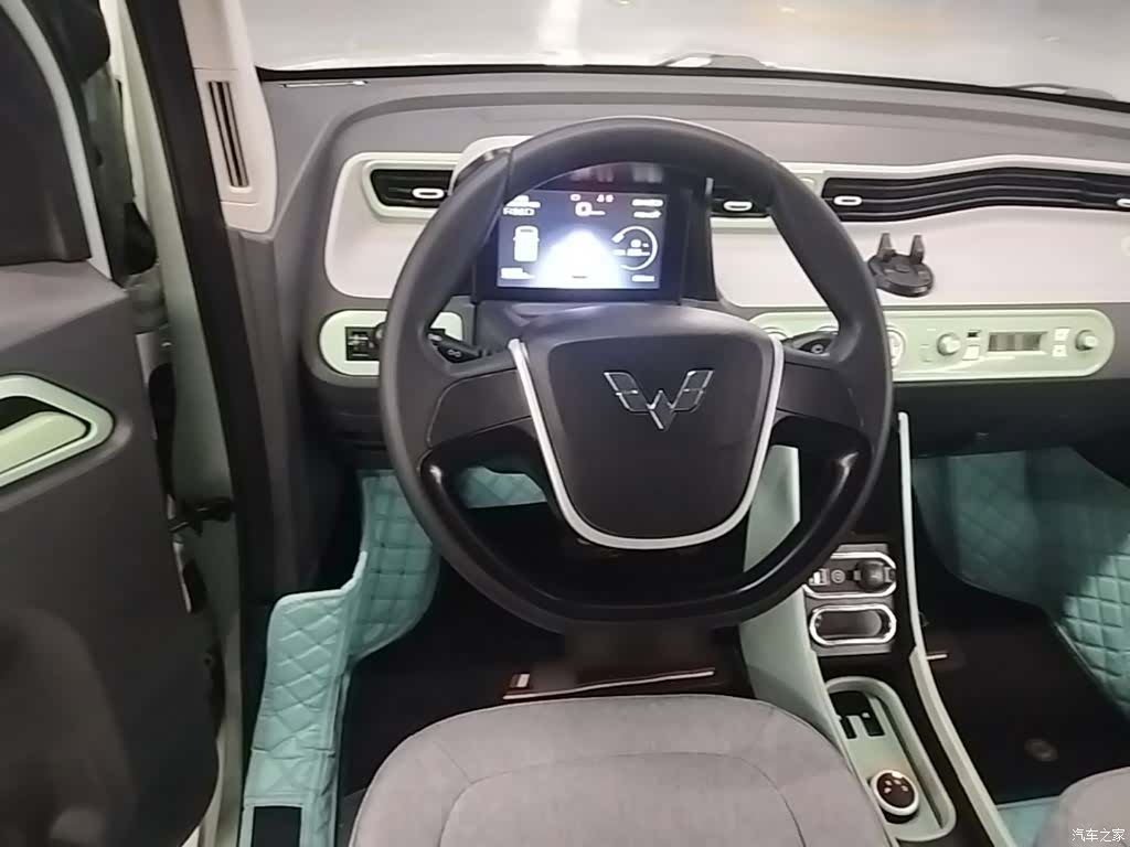 Wuling MINIEV, 2022 11