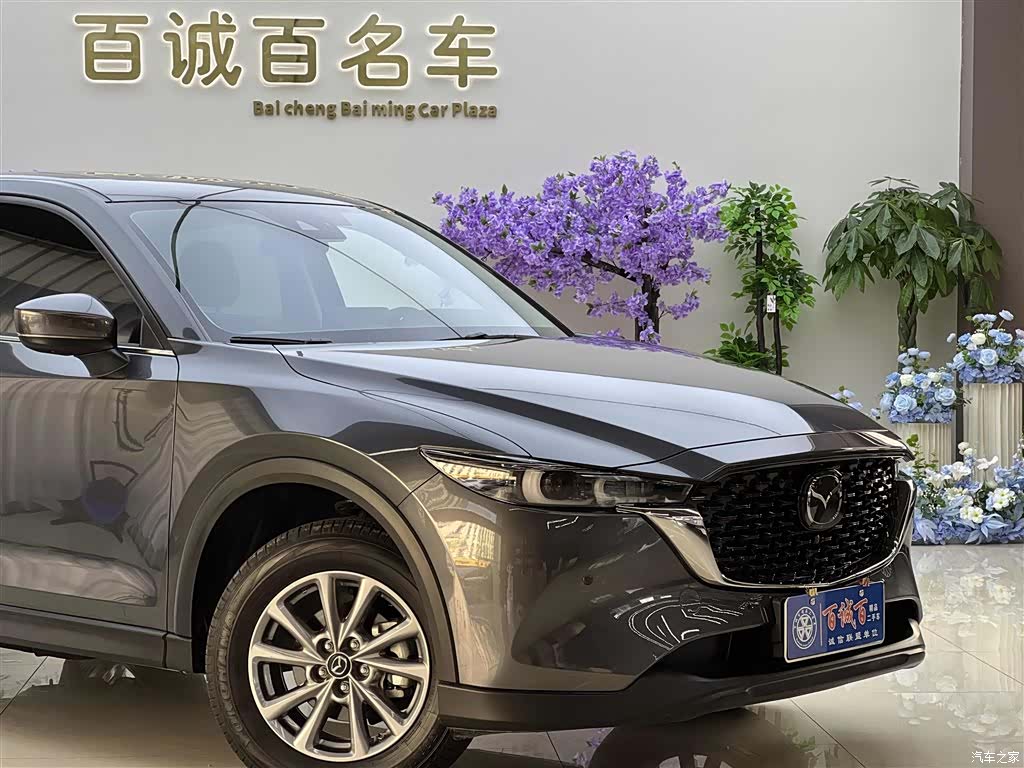 Mazda CX-5, 2025 все фото