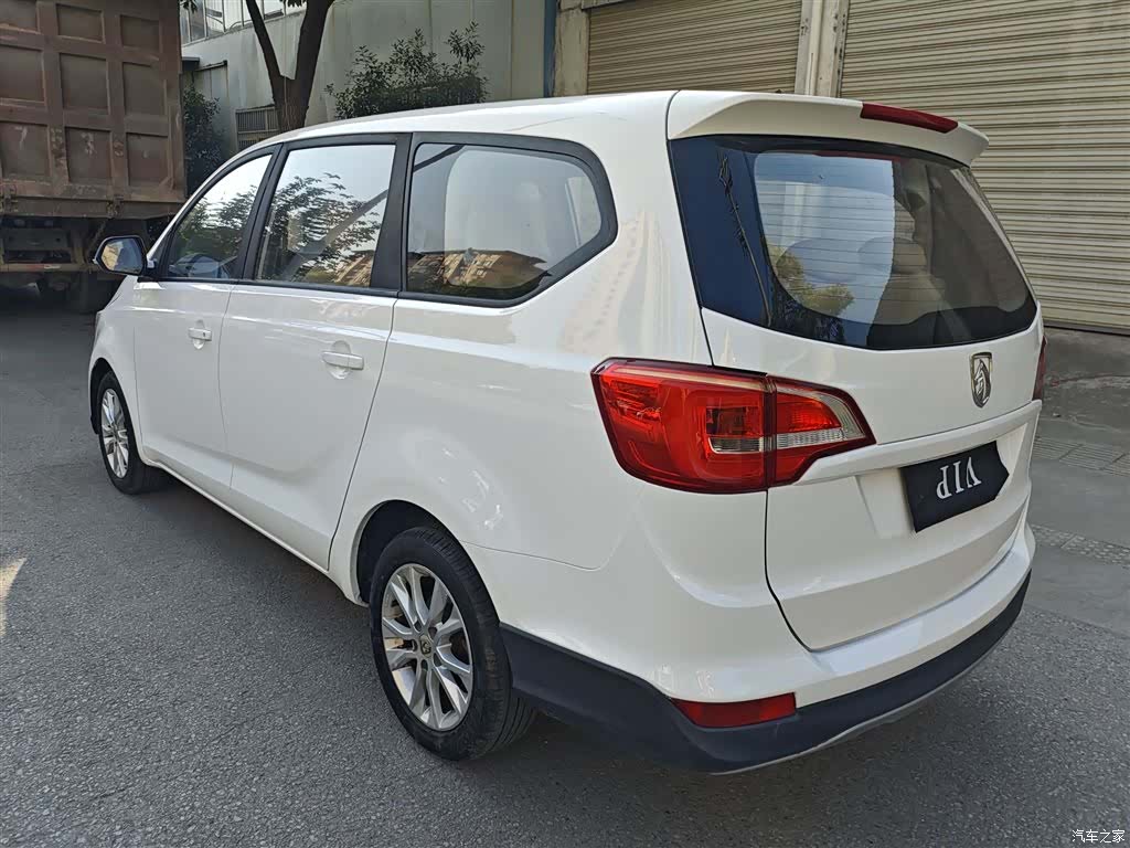 Wuling 730, 2018 8