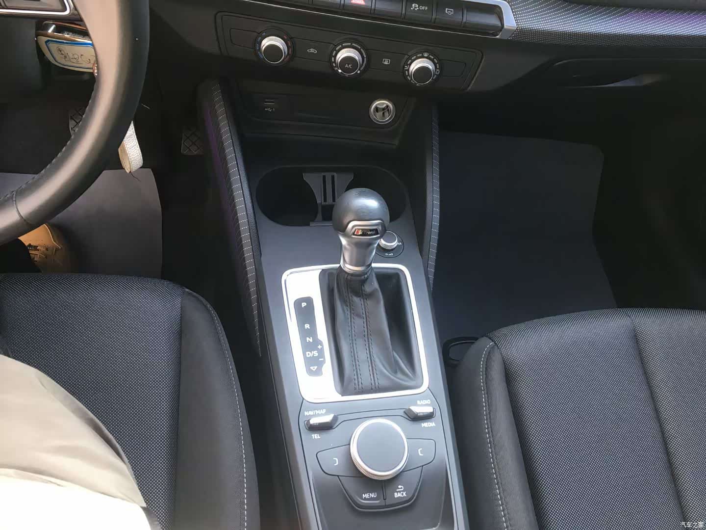 Audi Q2L, 2019 7