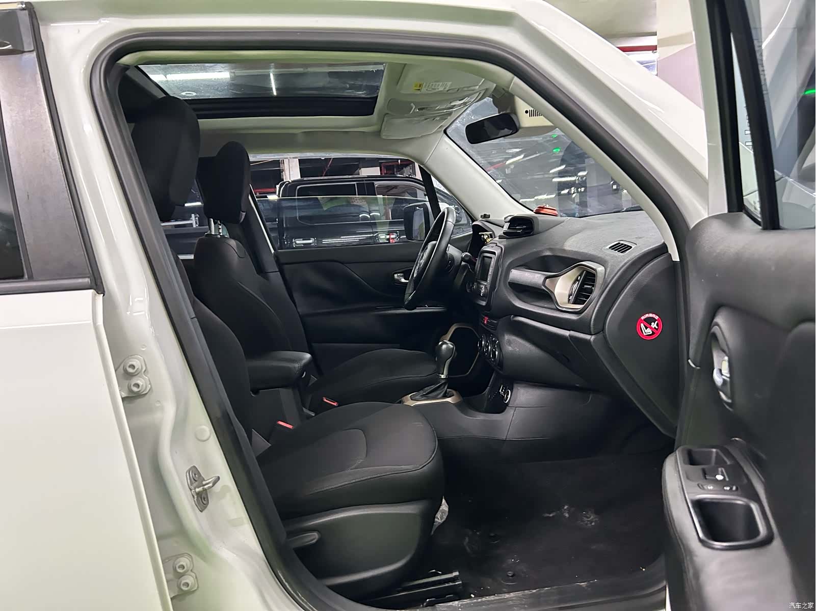 Jeep Renegade, 2017 7