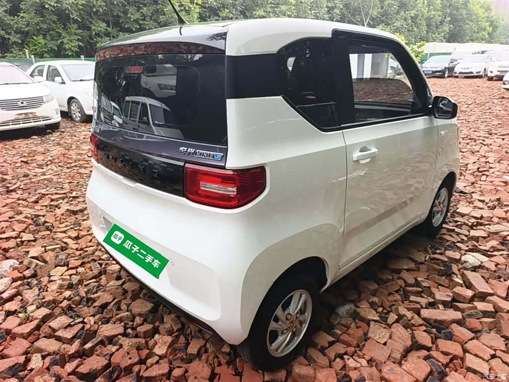 Wuling MINIEV, 2022 7