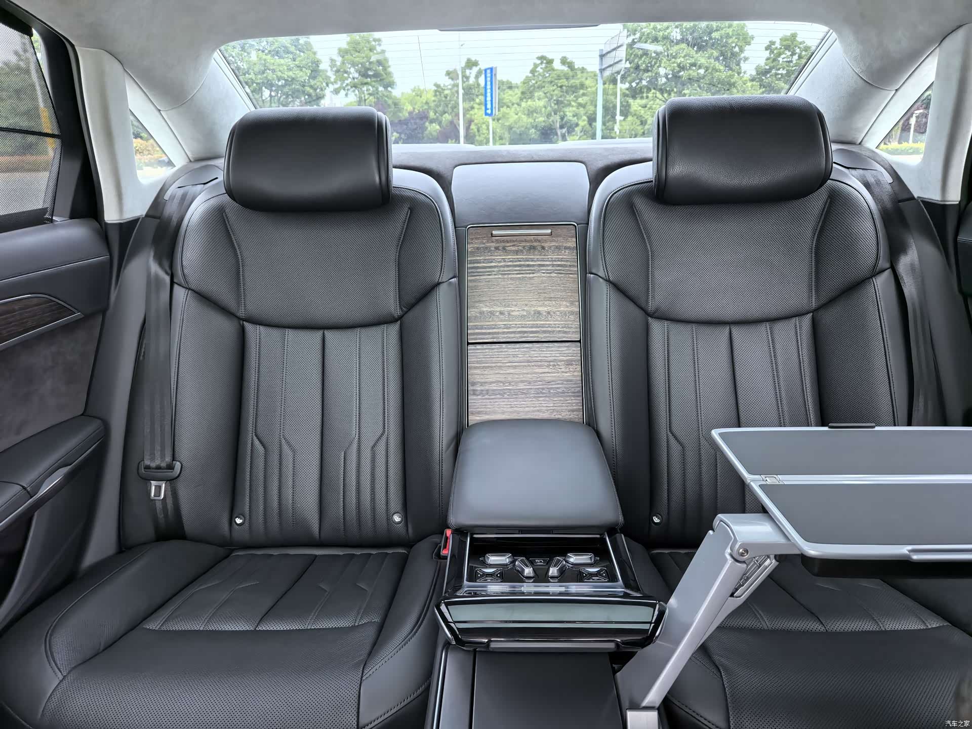 Audi A8L, 2020 17