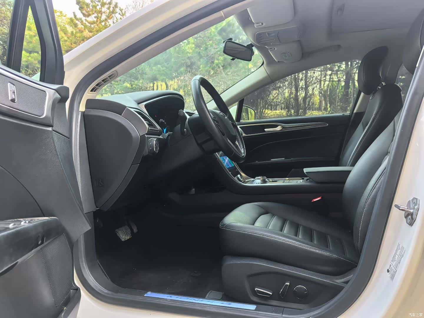 Ford Mondeo, 2021 все фото