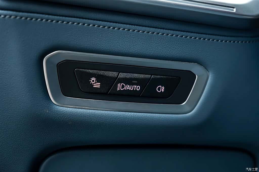 BMW XM, 2024 16