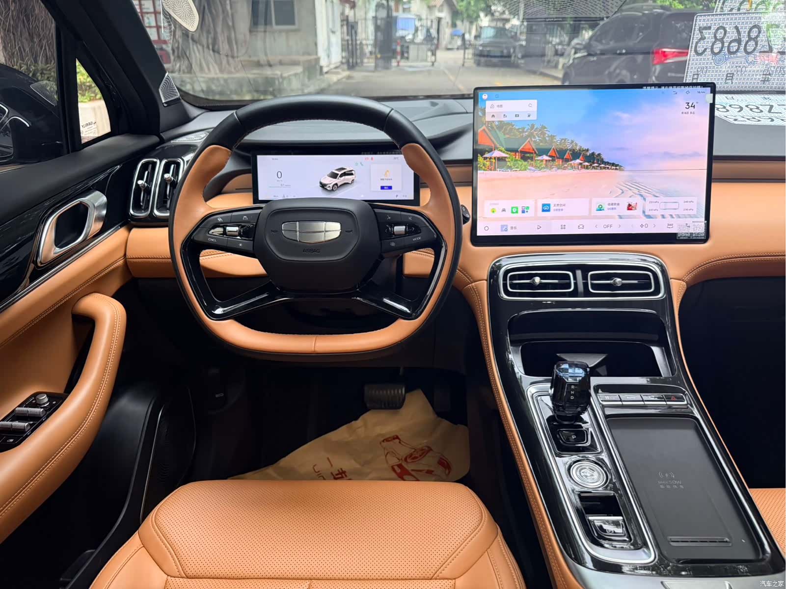 Geely Boyue, 2025 13