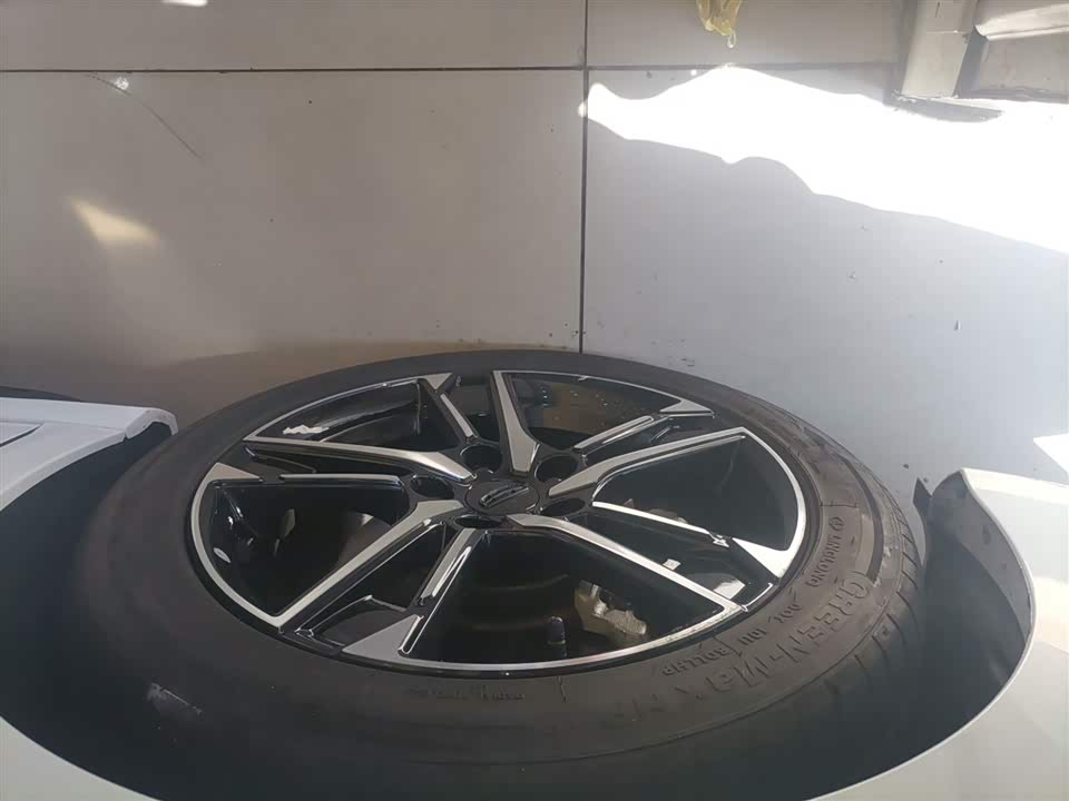 Geely Binrui