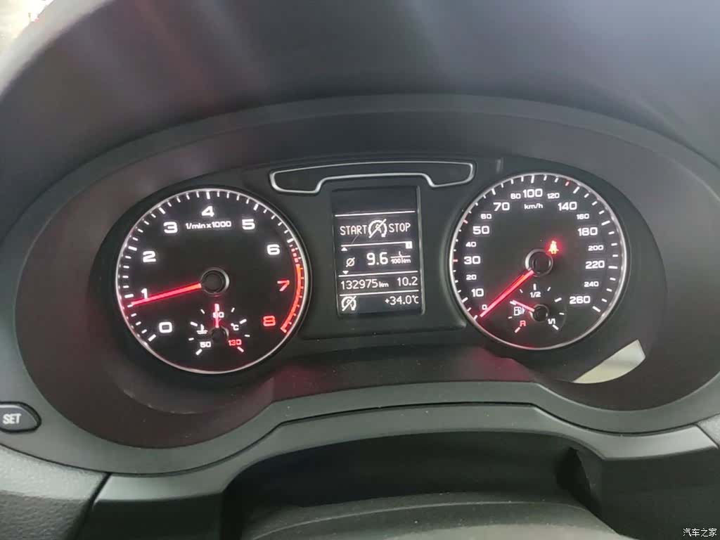 Audi Q3, 2015 12