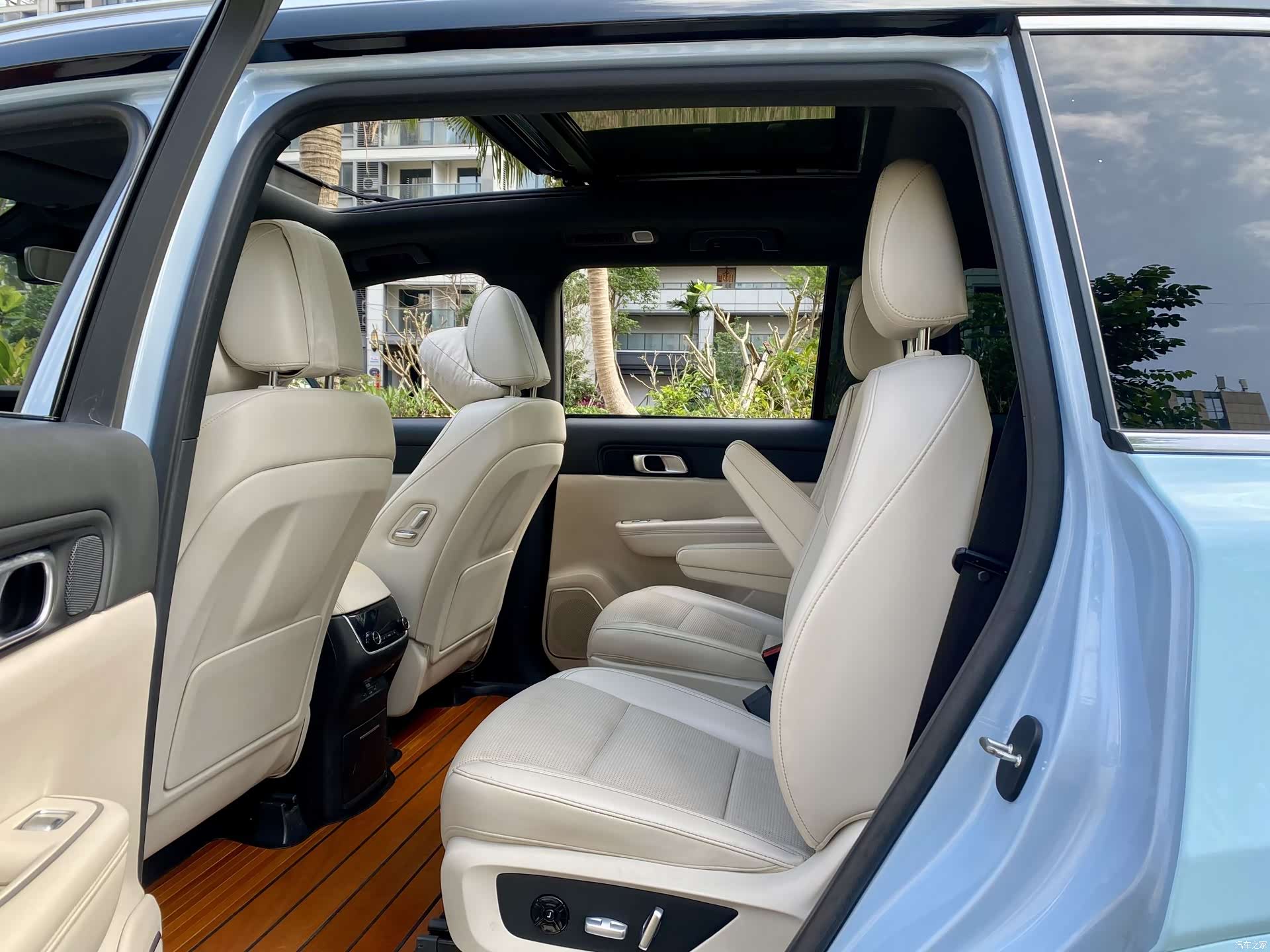 Li Auto ONE, 2021 14