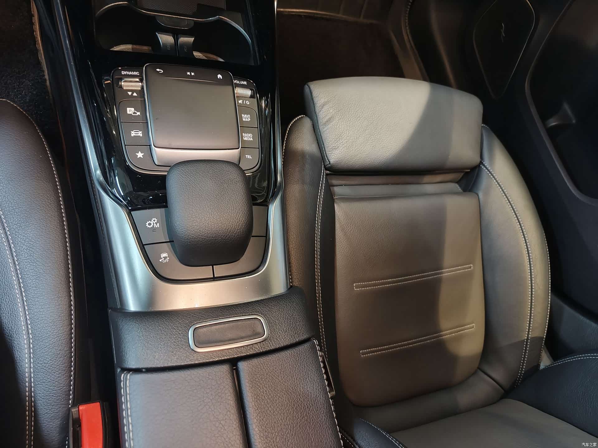 Mercedes-Benz A-Class, 2023 11