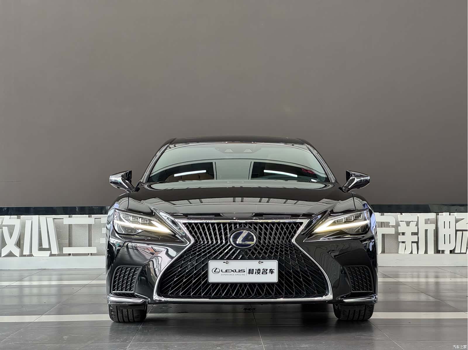 Lexus LS, 2021 2