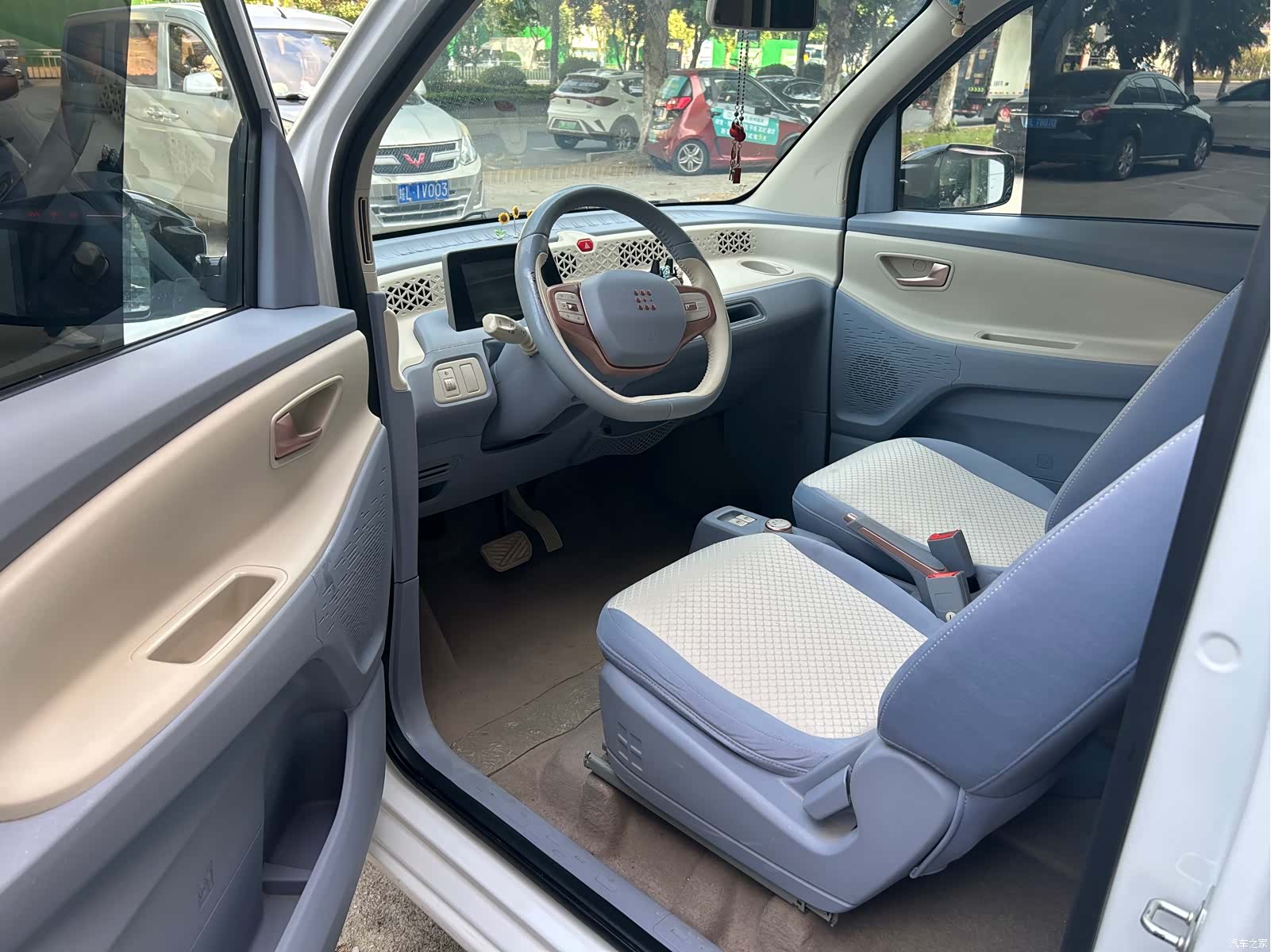 DongFeng MINIEV, 2023 10