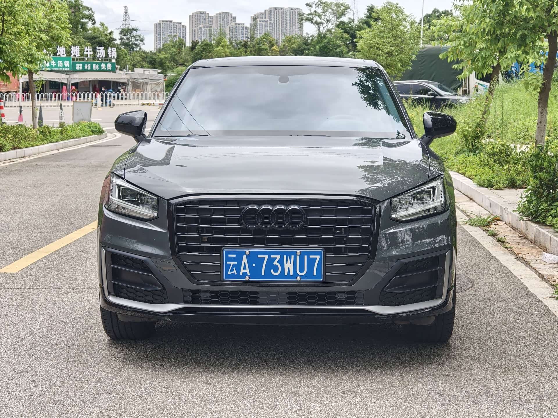 Audi Q2L, 2020 2
