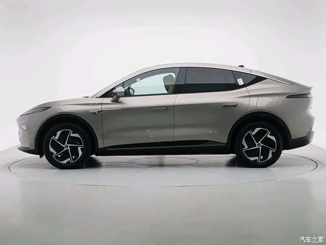 Rising Auto R7, 2025 8