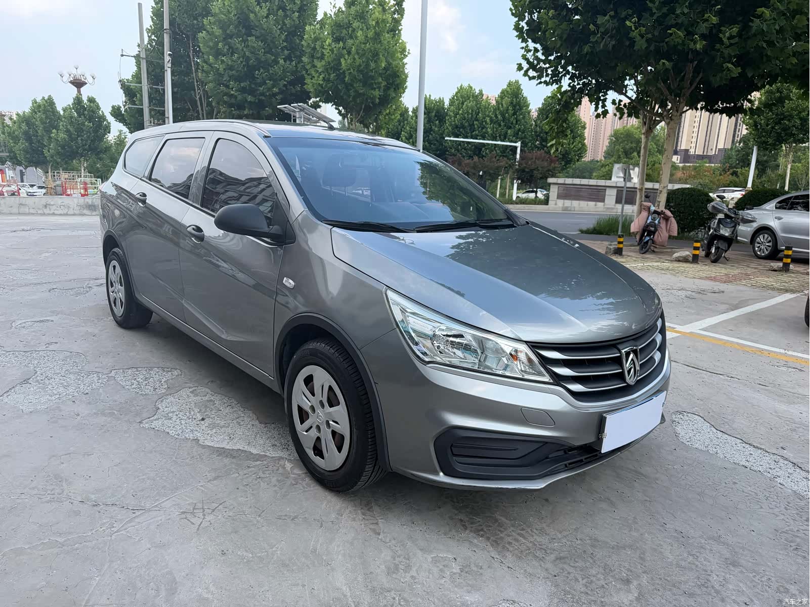 Wuling 310W, 2018 3