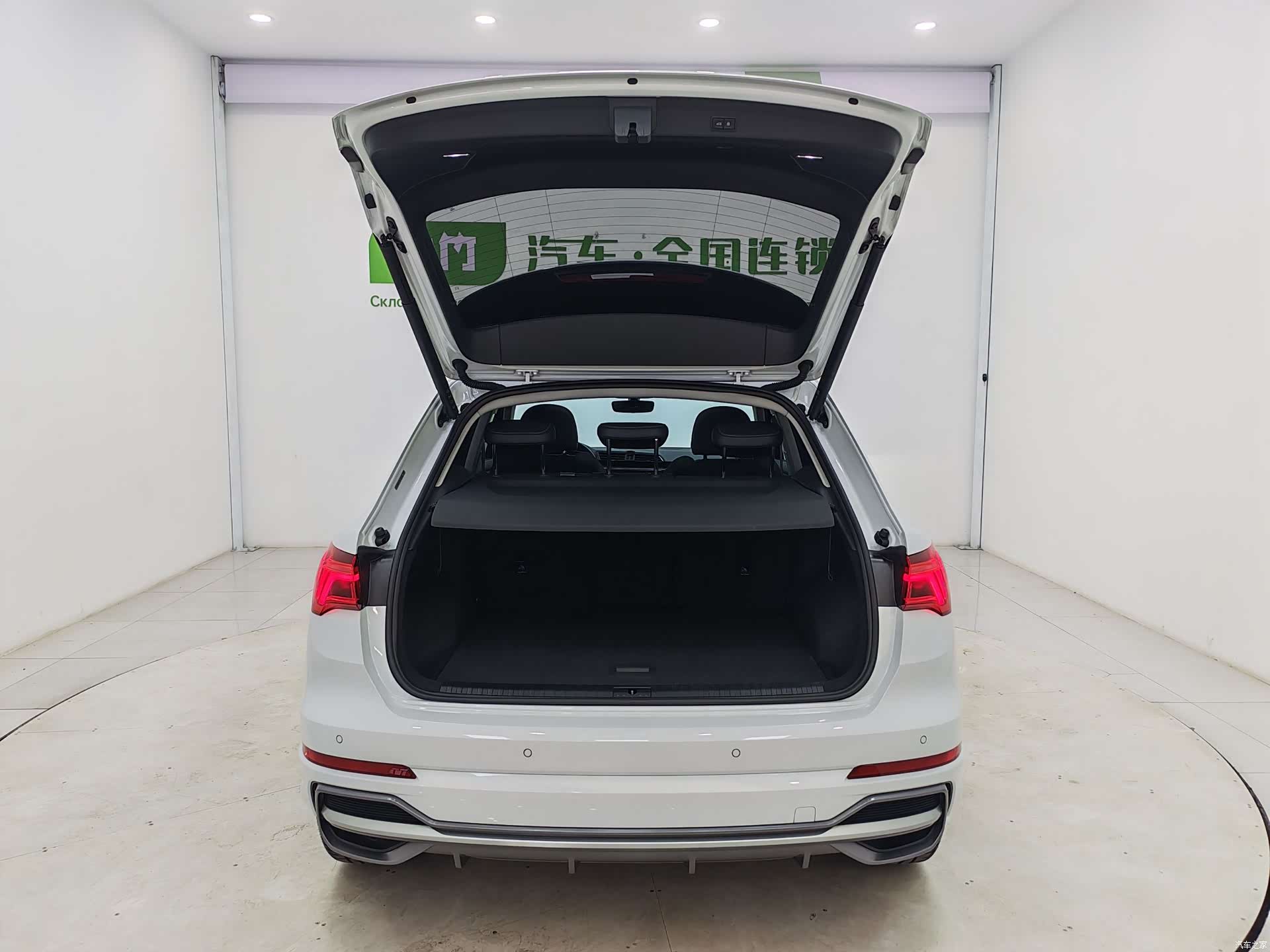 Audi Q3, 2022 16