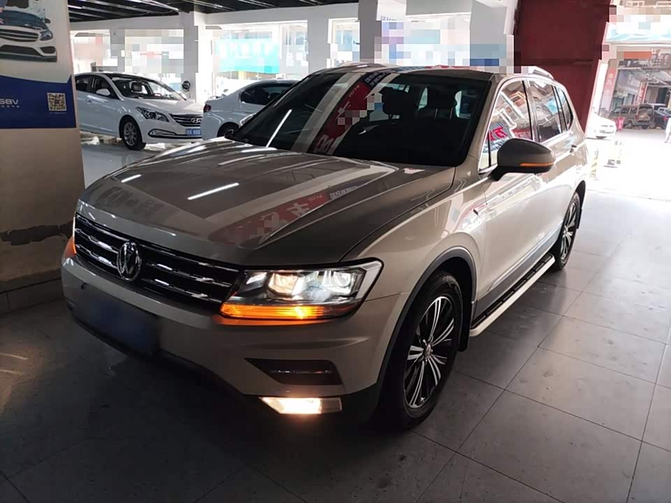 Volkswagen Tiguan L