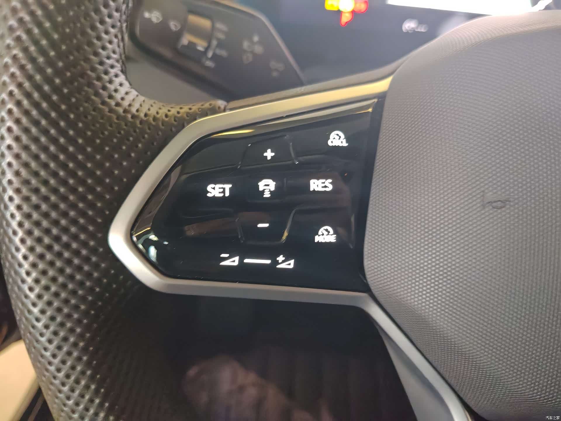 Volkswagen Magotan, 2024 12