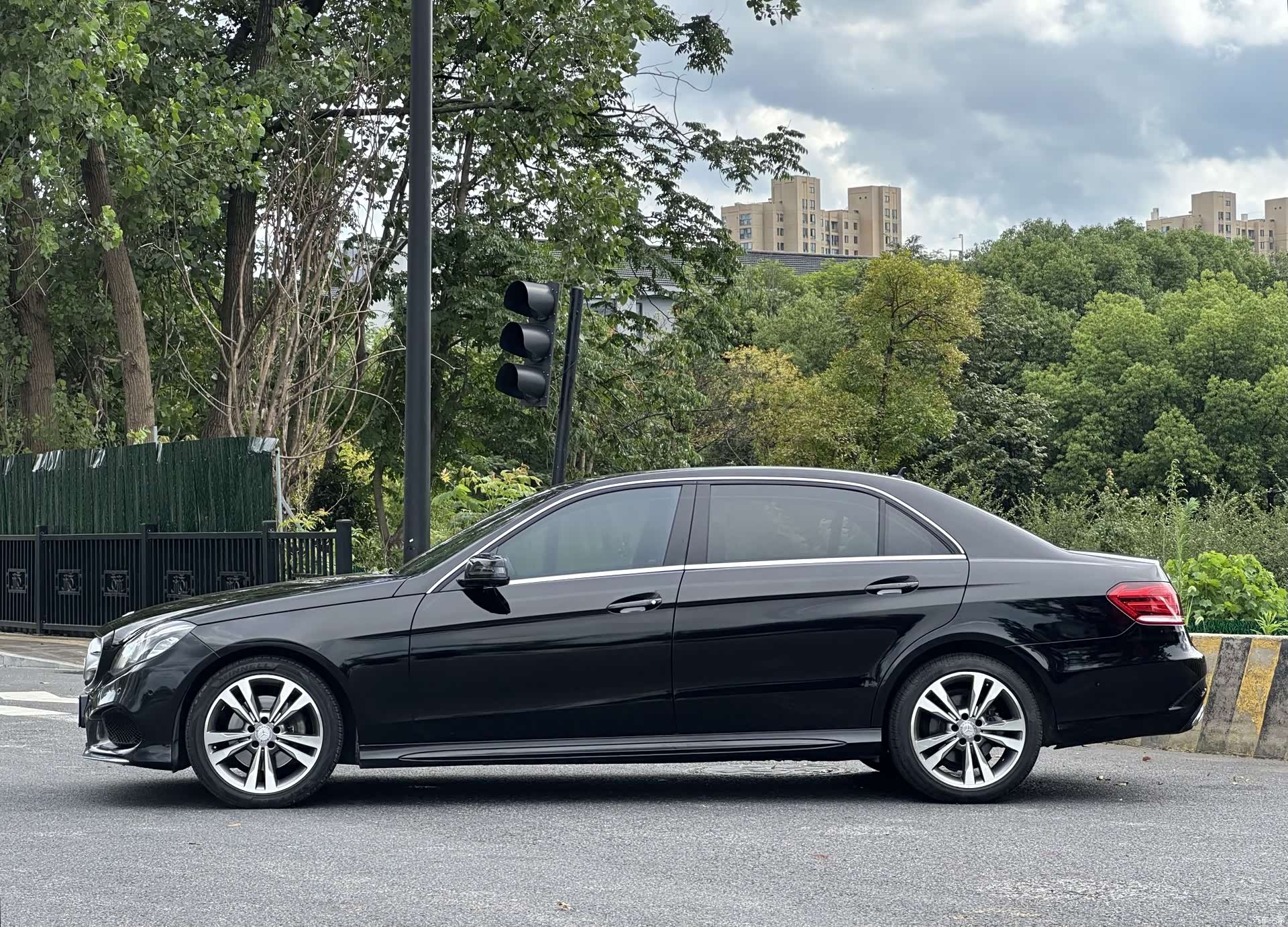 Mercedes-Benz E-Class, 2016 4