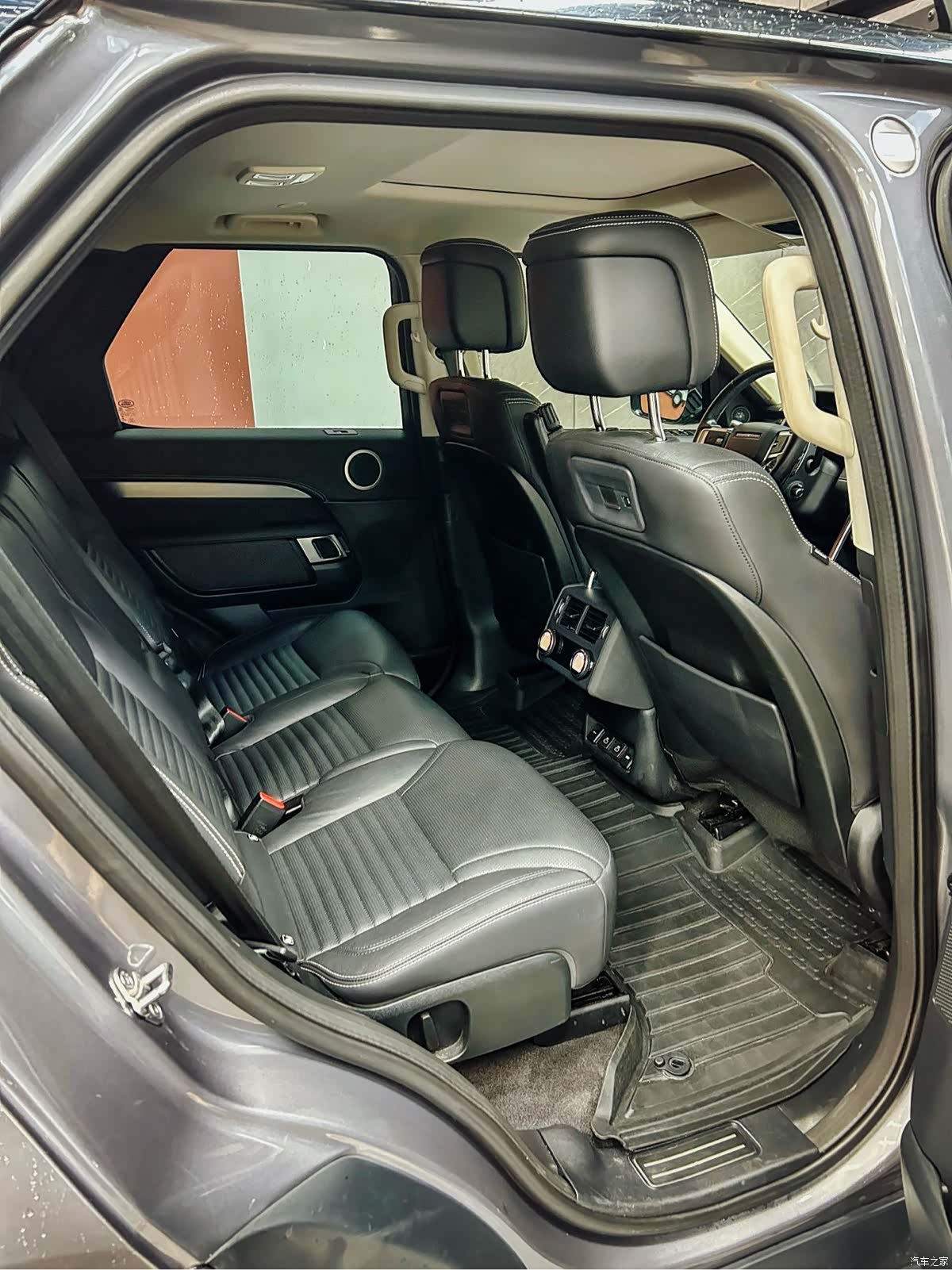 Land Rover Discovery, 2022 6