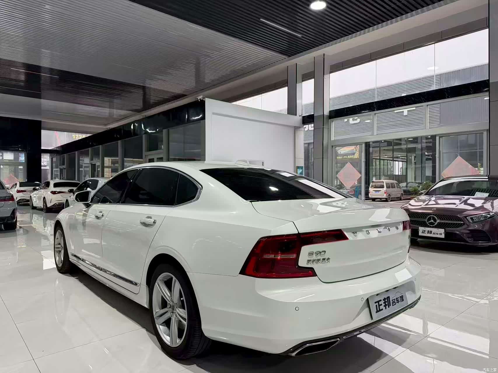 Volvo S90, 2019 все фото
