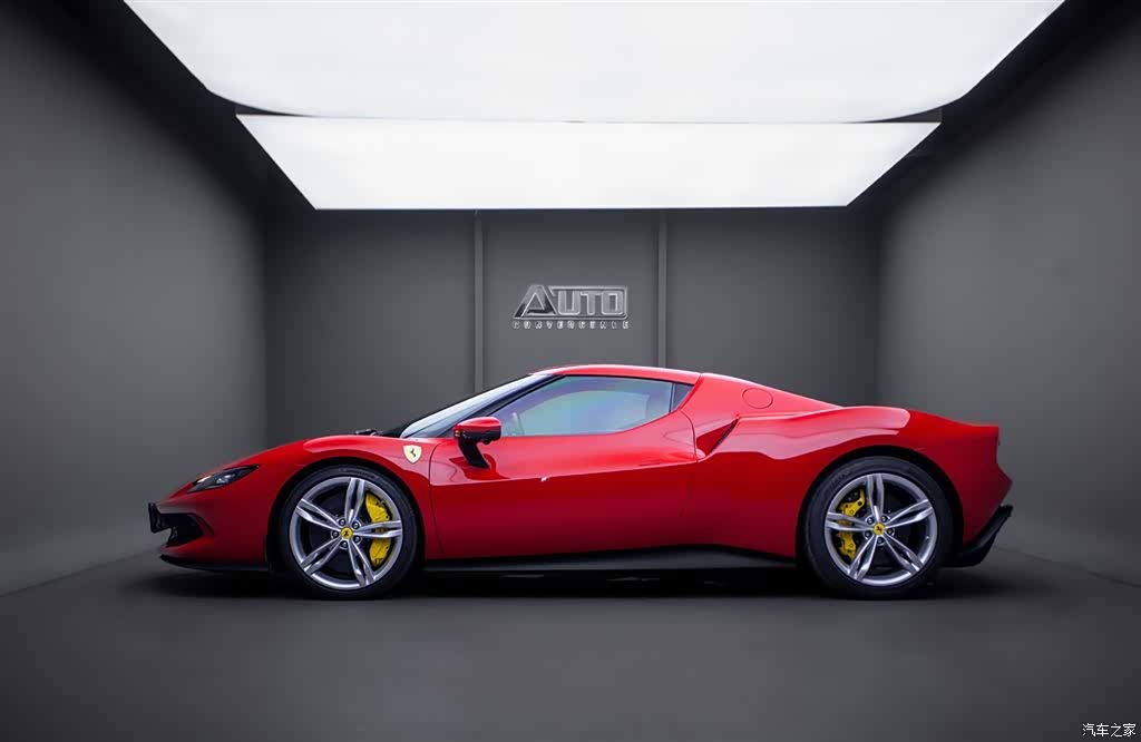 Ferrari 296, 2023 3